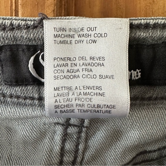 Cello Jeans Grey Straight Leg Low Rise - Size 7 - Picture 10 of 13